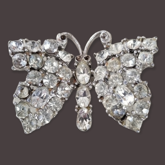 Vintage Rhinestone Butterfly Brooch Silver Tone Metal Finish - Picture 7 of 12